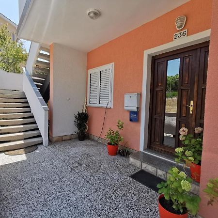 Apartment Martina Banjol Dış mekan fotoğraf