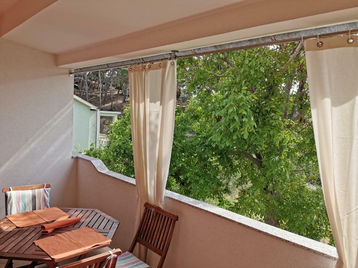 Apartment Martina Banjol Dış mekan fotoğraf